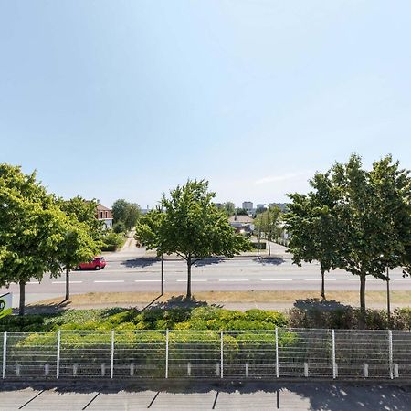B&B Hotel Rouen Parc Des Expos Zenith Le Grand-Quevilly Exterior foto